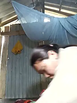 may-squirl online show from January 2026 06:16:01 AM