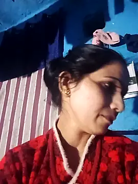 Jooli xx online show from December 2025 12:21:02 PM