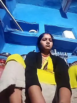 Jooli xx online show from April 2026 12:33:01 AM