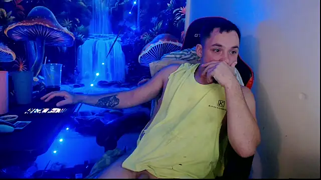 Snapshot of YoBlezz chatting on January 2026 05:40:01 PM YoBlezz online show from January 2026 05:40:01 PM