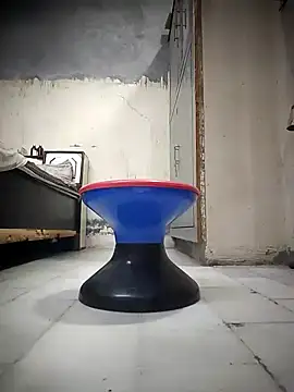 Snapshot of johnysinsr chatting on September 2025 04:25:01 AM johnysinsr online show from September 2025 04:25:01 AM