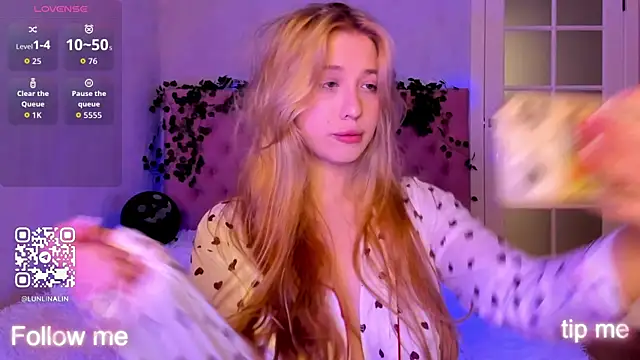 LightStar 18 online show from November 2025 09:07:02 AM