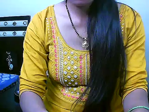 Lalita thakur online show from November 2025 03:32:02 PM