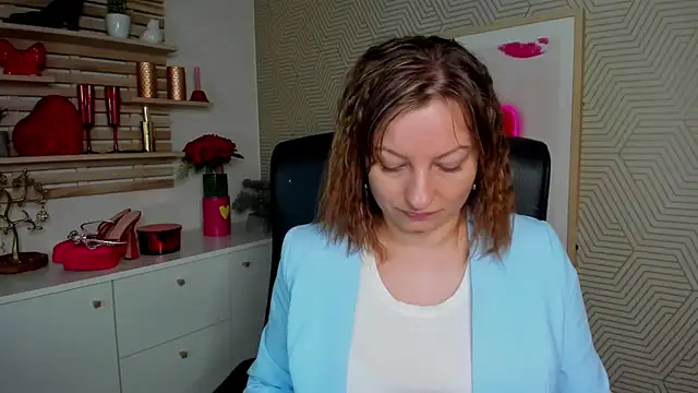 angelaSamt online show from April 2026 05:43:01 AM