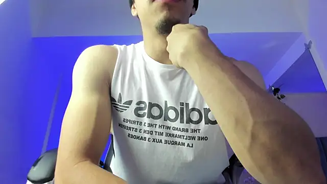 Muscle Scott online show from January 2026 01:24:02 PM