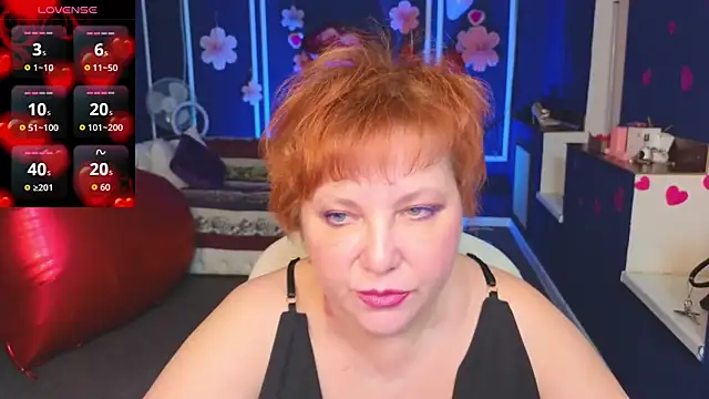 Kira Kenett online show from February 2026 06:59:02 PM