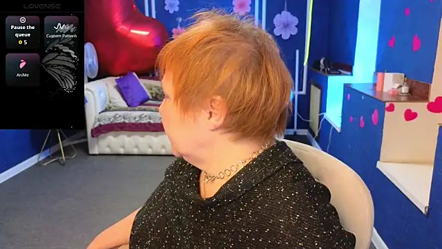 Kira Kenett online show from March 2026 04:34:01 PM