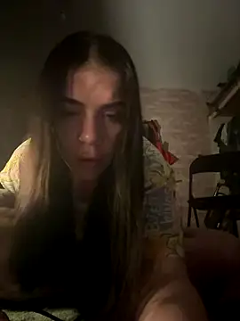 valentinalamont online show from December 2025 07:44:01 PM