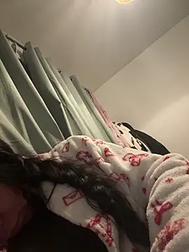 valentinalamont online show from January 2026 11:42:02 PM