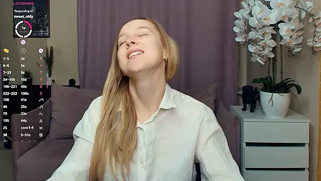 SoonMoor online show from February 2026 07:51:01 PM