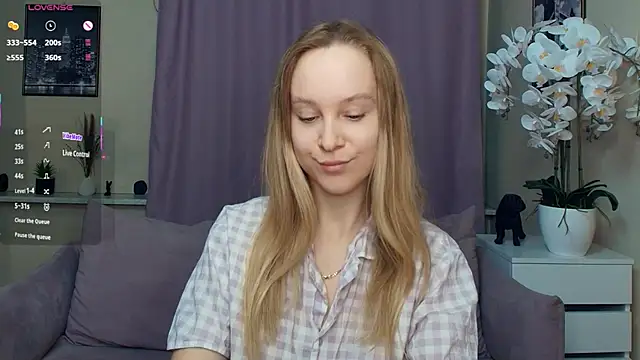 SoonMoor online show from March 2026 06:36:01 PM