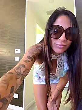 Snapshot of sexy7883 chatting on September 2025 05:02:01 PM sexy7883 online show from September 2025 05:02:01 PM