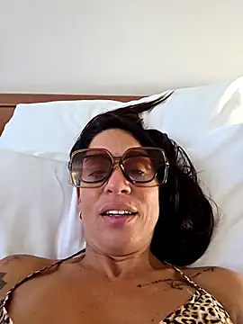 Snapshot of sexy7883 chatting on October 2025 04:50:01 PM sexy7883 online show from October 2025 04:50:01 PM