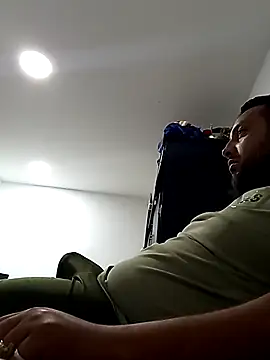 angelitocalientico online show from October 2025 02:39:02 AM