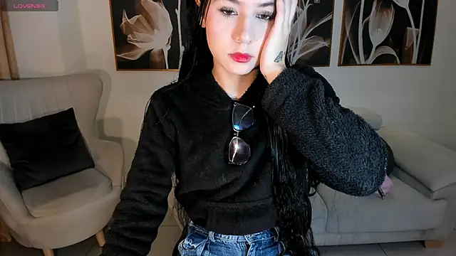 LaurentConnor online show from October 2025 03:29:01 AM