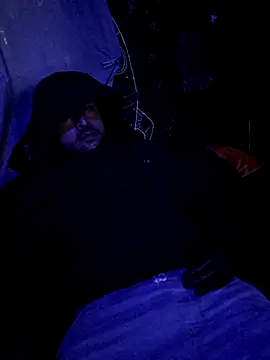 johnboones10 online show from December 2025 08:49:02 PM