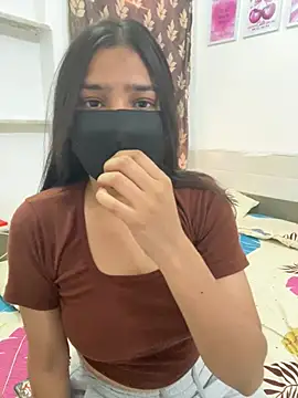 Snapshot of Sex_Queen_aaraya chatting on May 2026 09:47:01 AM Sex Queen aaraya online show from May 2026 09:47:01 AM