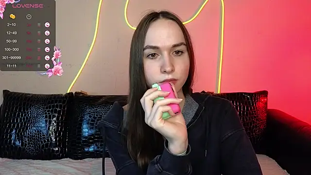 Snapshot of Angeel_Kate chatting on September 2025 04:18:02 PM Angeel Kate online show from September 2025 04:18:02 PM