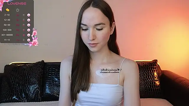 Snapshot of Angeel_Kate chatting on September 2025 07:32:01 AM Angeel Kate online show from September 2025 07:32:01 AM