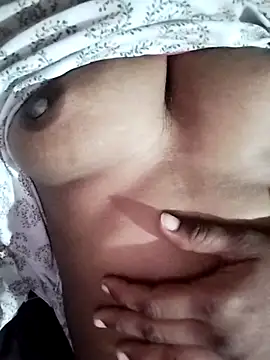 Snapshot of Beautiful-fun6 chatting on October 2025 02:42:02 PM Beautiful-fun6 online show from October 2025 02:42:02 PM