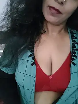 Snapshot of Deepa_Sharma143 chatting on July 2026 01:43:02 AM Deepa Sharma143 online show from July 2026 01:43:02 AM