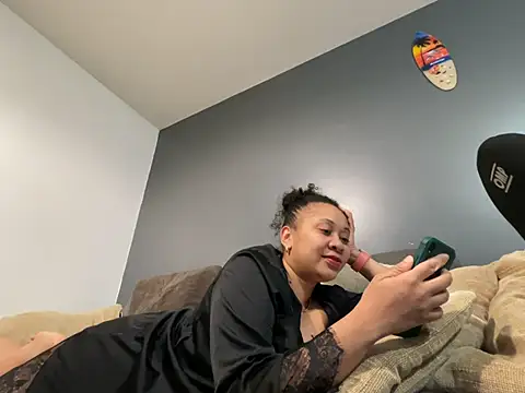 MILF Stephanie online show from May 2026 11:40:01 AM