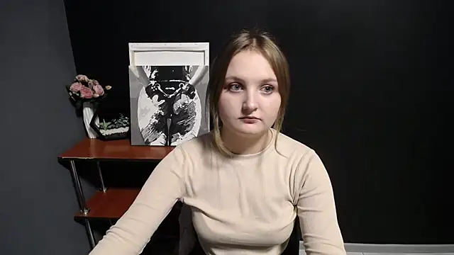 Snapshot of Mystic_nikole chatting on October 2025 03:09:02 PM Mystic nikole online show from October 2025 03:09:02 PM