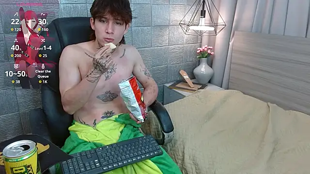 Iantwink18 online show from September 2025 09:59:02 PM