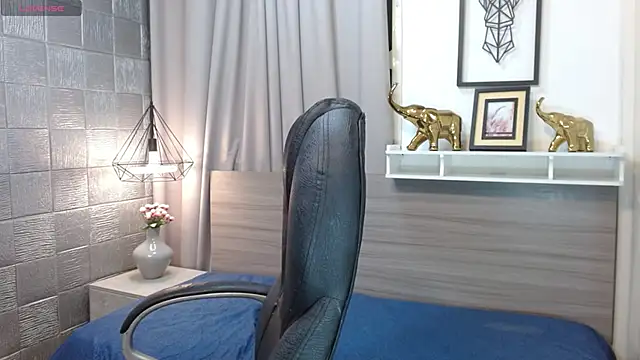 Iantwink18 online show from October 2025 10:10:02 PM