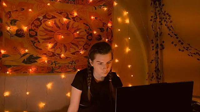 AliceCUNTach online show from February 2026 05:02:01 AM