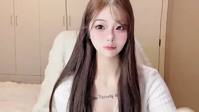 xiaoyugan-99 online show from February 2026 03:38:01 PM