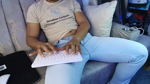 Misterjhons2 online show from September 2025 03:45:01 PM