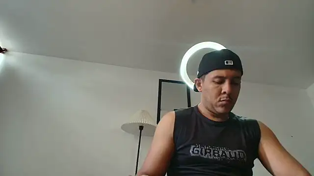 Misterjhons2 online show from October 2025 05:54:02 PM