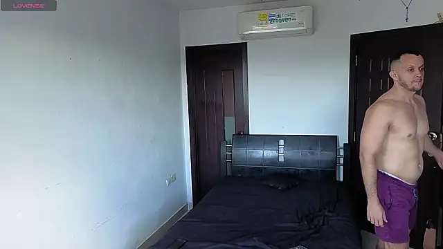 Snapshot of TeddyBear_07 chatting on July 2026 12:01:02 PM TeddyBear 07 online show from July 2026 12:01:02 PM