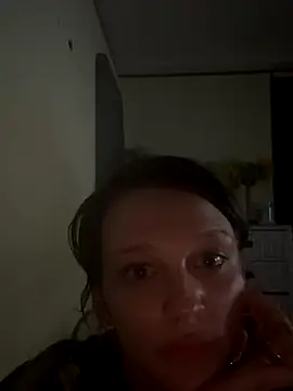 Crooked Angel online show from November 2025 10:47:02 AM