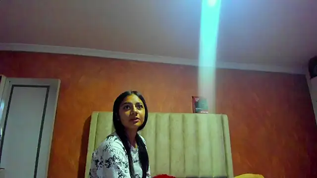 Naomi 205 online show from November 2025 02:22:02 AM