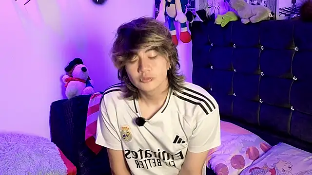 Snapshot of Vamps_Lovers chatting on March 2026 09:21:02 AM Vamps Lovers online show from March 2026 09:21:02 AM