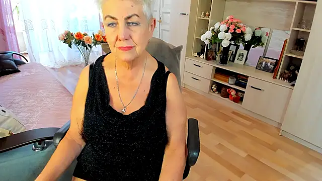 HotandMature online show from March 2026 12:54:01 PM