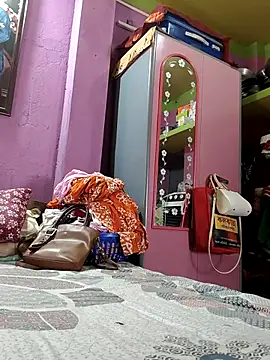 hotbhabhi011 online show from November 2025 04:00:01 AM