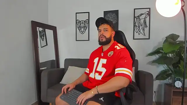 Justin kingX7 online show from April 2026 04:17:02 AM