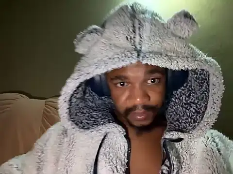 Cianda24 online show from December 2025 08:36:02 PM