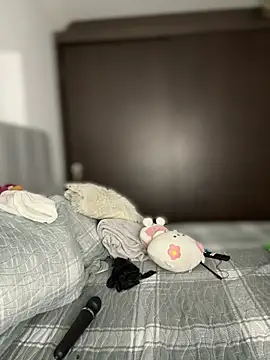 abbyhdk online show from December 2025 03:24:02 AM