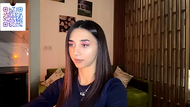 LinaMour online show from February 2026 10:49:02 PM