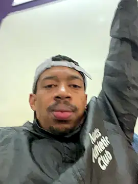 fitsexyman online show from September 2025 04:47:01 AM