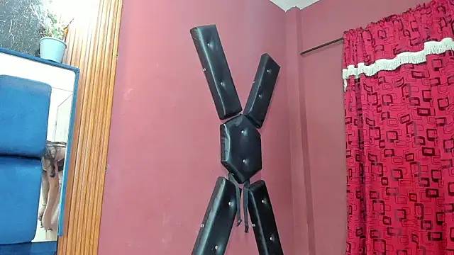 JisooLuv online show from December 2025 07:20:01 PM