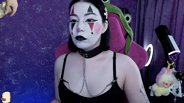 Snapshot of MargarettRose chatting on July 2026 04:29:01 AM MargarettRose online show from July 2026 04:29:01 AM
