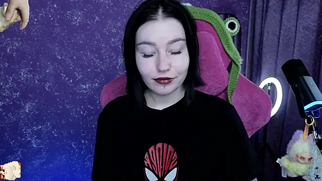 Snapshot of MargarettRose chatting on July 2026 03:11:01 AM MargarettRose online show from July 2026 03:11:01 AM