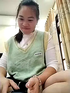 tuyetnhi-00 online show from November 2025 12:43:01 AM