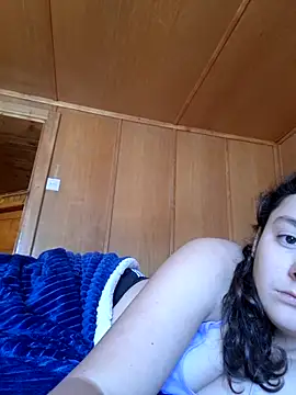 YoungLiisaxx online show from November 2025 10:14:01 AM