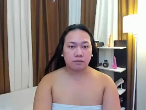 TsUncutKaren online show from November 2025 05:29:01 AM